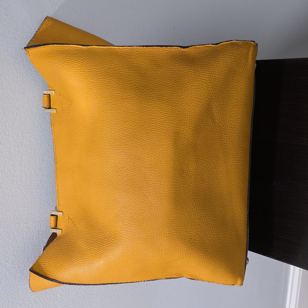 Steve Madden Turnlock Shoulder Tote Bag & Clutch Bag - Picture 3 of 15